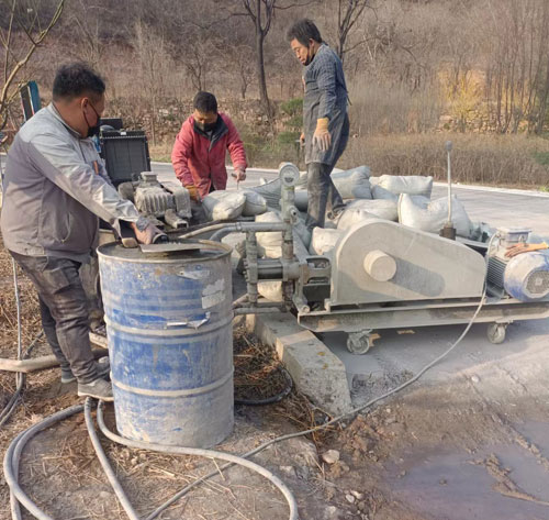 郁南路面下沉注浆